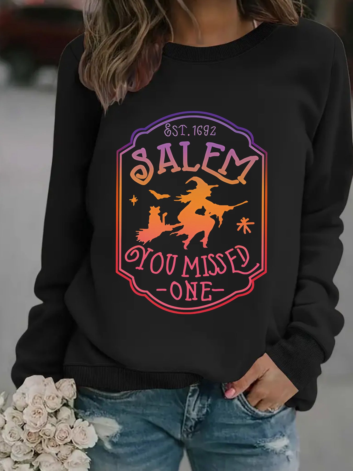 Long sleeved round neck SALEM witch print pullover sweatshirt